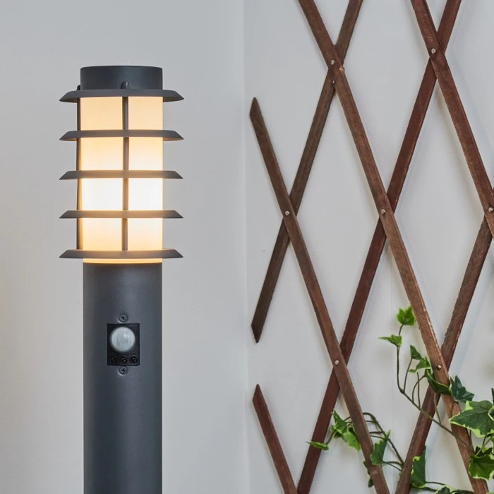 Hofstein Tunes Wegeleuchte Anthrazit, 1-flammig, Bewegungsmelder 13 Hofstein Tunes Wegeleuchte Anthrazit, 1-flammig, Bewegungsmelder – Bild 11